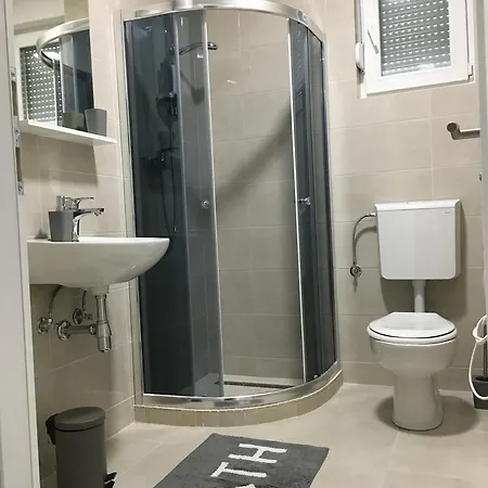 Tribunia Apartman